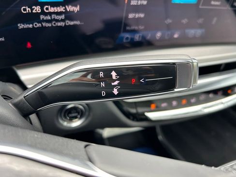 Used 2025 Cadillac Lyriq Sport RWD image 55