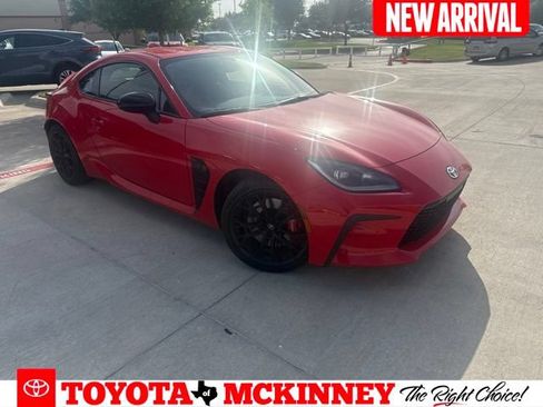 Used 2025 Toyota GR86 Premium w/ Performance Package RWD image 1