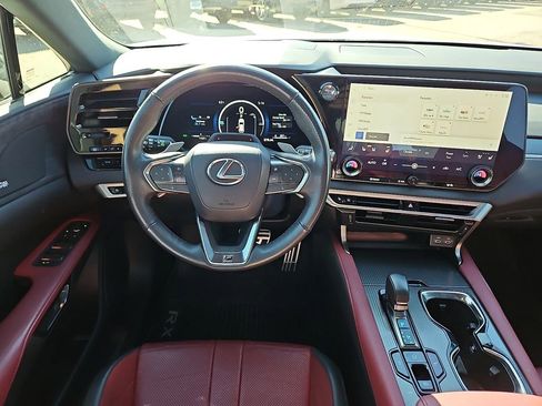 Used 2025 Lexus RX 500h F Sport w/ Convenience Package image 10