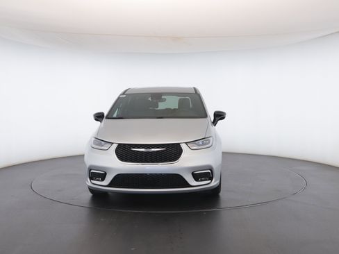 New 2026 Chrysler Pacifica Select image 35
