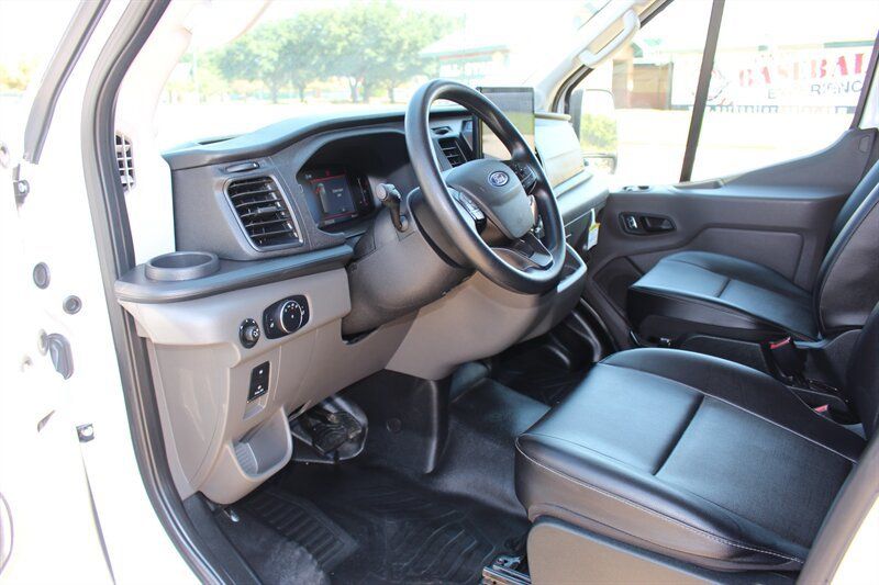 Used 2026 Ford Transit 250 148 Medium Roof RWD image 27