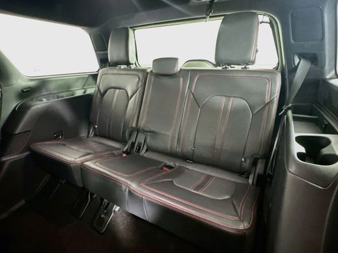 Used 2022 Ford Expedition Limited AWD/4WD image 28