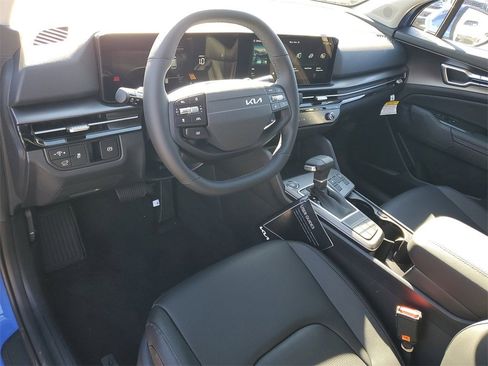 New 2026 Kia Sportage EX image 6