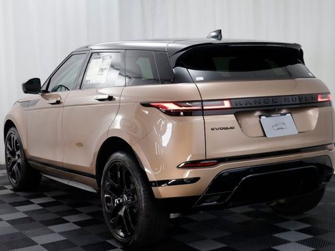 New 2026 Land Rover Range Rover Evoque Dynamic SE AWD/4WD image 17