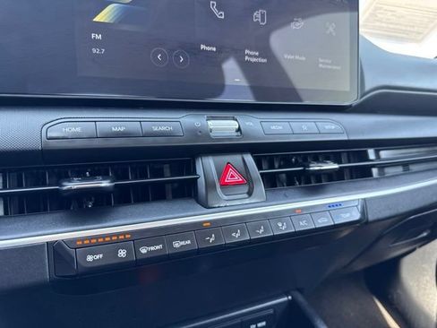 Used 2025 Kia K4 FWD image 13