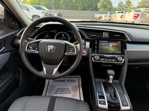 Used 2018 Honda Civic EX image 20