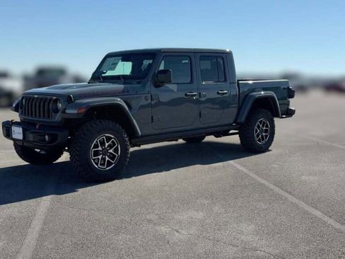 New 2025 Jeep Gladiator Rubicon image 1