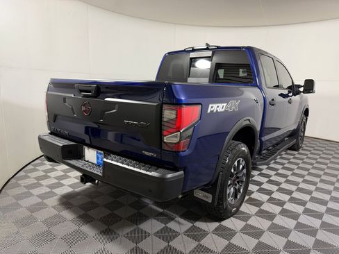 Used 2024 Nissan Titan PRO-4X w/ Pro-4x Convenience Package AWD/4WD image 17
