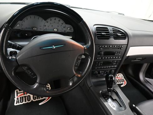 Used 2002 Ford Thunderbird RWD image 4