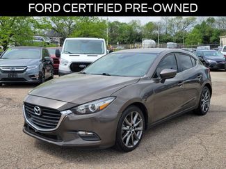 Used 2018 MAZDA MAZDA3 Touring FWD video 2