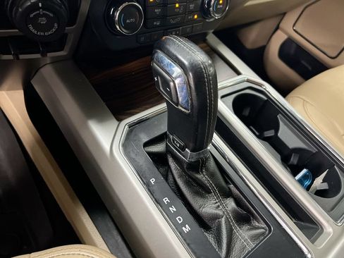 Used 2017 Ford F150 Lariat AWD/4WD image 18