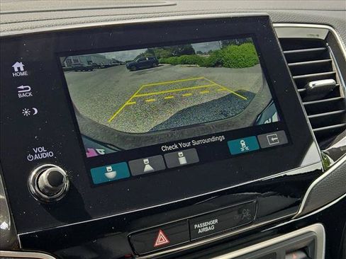 Used 2021 Honda Passport Touring image 14