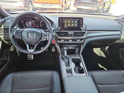 Used 2019 Honda Accord Sport image 8