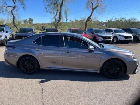 Used 2021 Toyota Camry SE w/ TRD Appearance Package (TMS) image 17