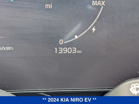 Used 2024 Kia Niro Wind w/ Wind Preserve Package FWD image 22