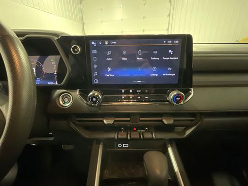 Used 2023 Chevrolet Colorado Trail Boss w/ Advanced Trailering Package image 30