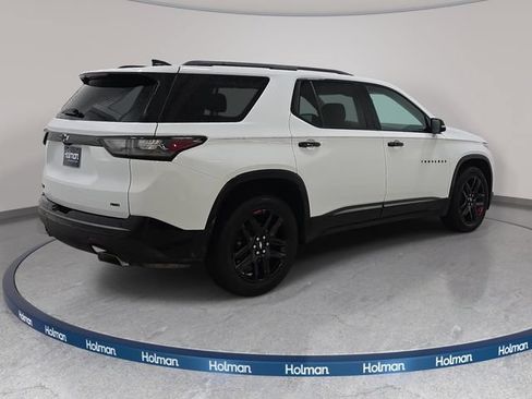 Used 2019 Chevrolet Traverse Premier w/ Redline Edition AWD/4WD image 6
