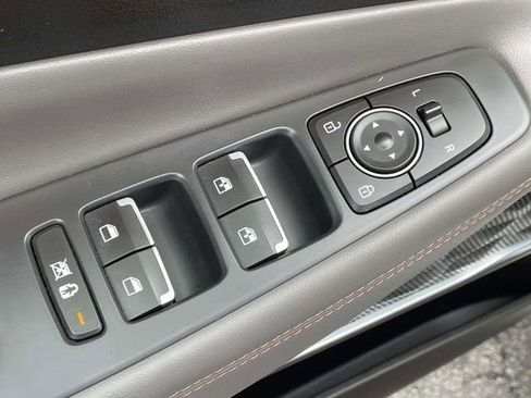 Used 2020 Hyundai Santa Fe Limited FWD image 17