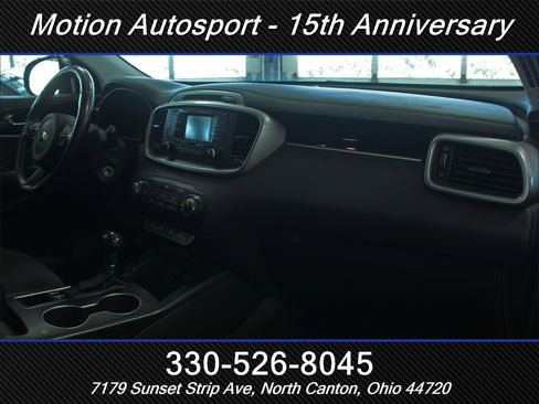 Used 2016 Kia Sorento LX w/ LX Convenience Package image 31