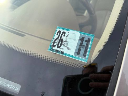 Used 2008 Mercedes-Benz E 320 BlueTEC Sedan image 34