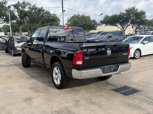 Used 2024 RAM 1500 Classic SLT AWD/4WD image 7