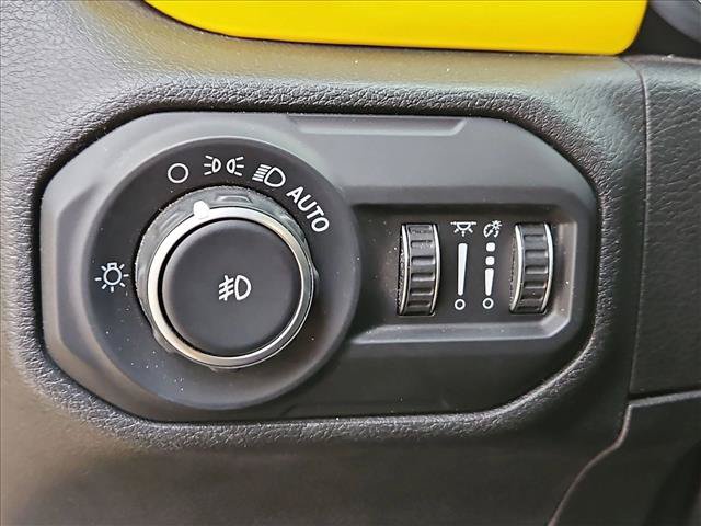 Used 2021 Jeep Wrangler Unlimited Rubicon AWD/4WD image 21