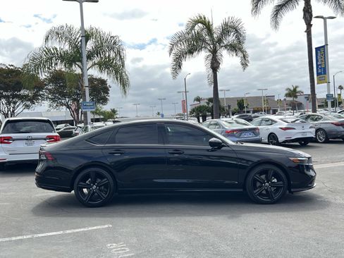 Certified 2025 Honda Accord Sport image 28