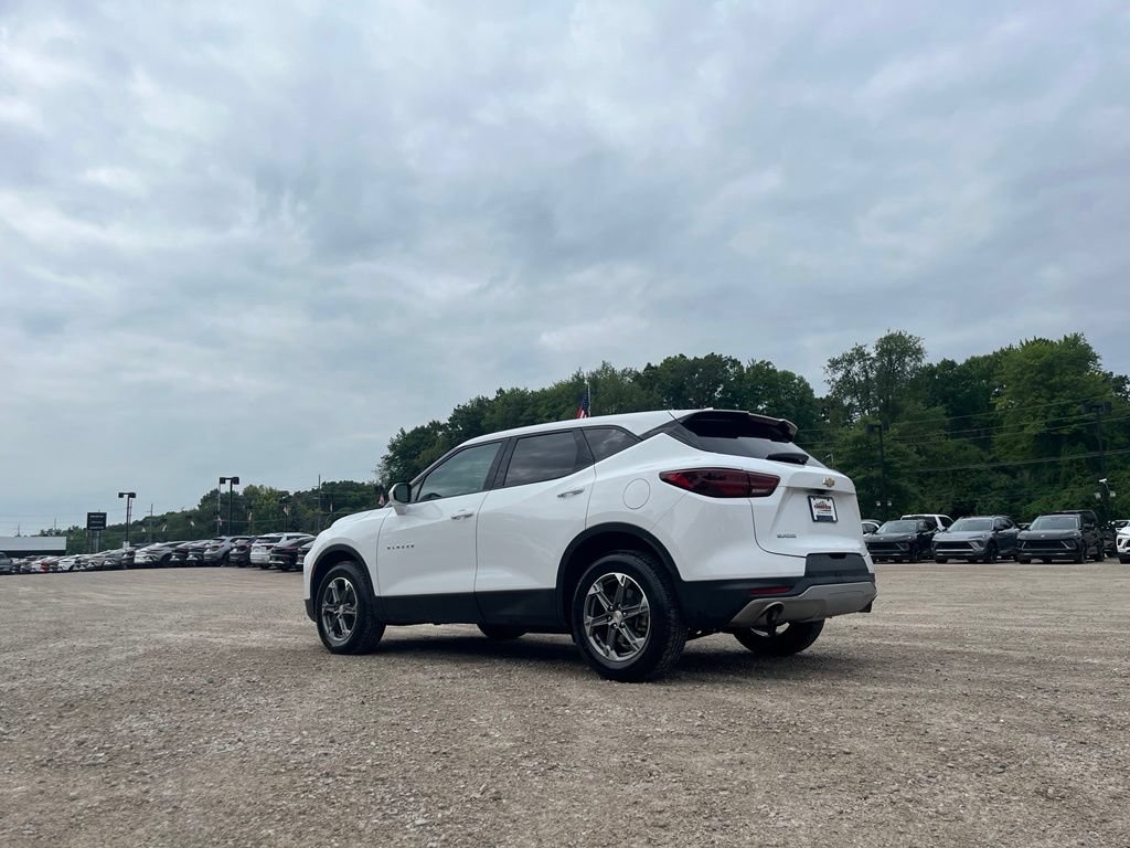 Used 2023 Chevrolet Blazer LT FWD image 8