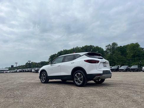 Used 2023 Chevrolet Blazer LT FWD image 8
