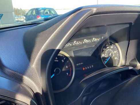 Used 2020 Ford F150 XLT w/ Equipment Group 302A Luxury image 3