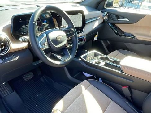 New 2026 Chevrolet Equinox ACTIV w/ LPO, Floor Liner Package image 10