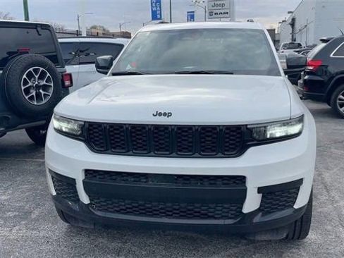 New 2025 Jeep Grand Cherokee L Altitude AWD/4WD image 28