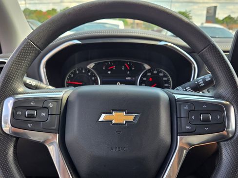 Used 2025 Chevrolet Blazer LT FWD image 22