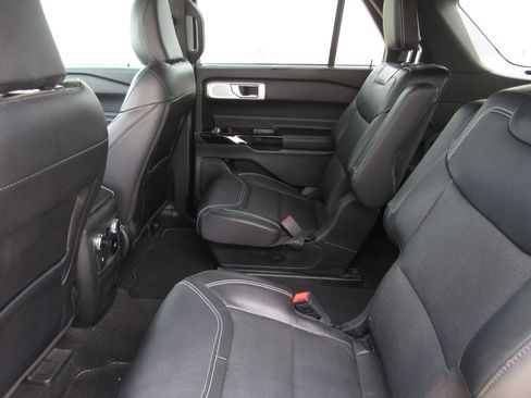 Used 2023 Ford Explorer ST w/ Equipment Group 401A image 15