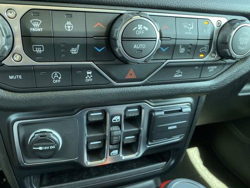 New 2026 Jeep Wrangler Unlimited Sport AWD/4WD image 11