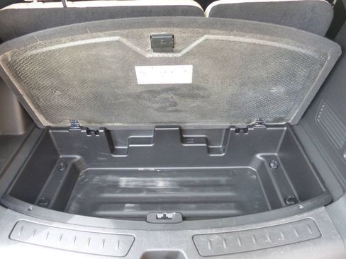 Used 2022 Buick Enclave Premium w/ Surround and Sites Package FWD image 43