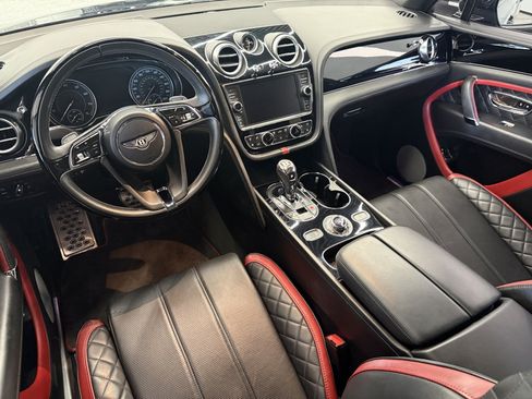 Used 2020 Bentley Bentayga Speed AWD/4WD image 17