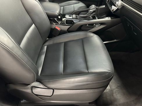 Used 2025 Kia Telluride S image 60