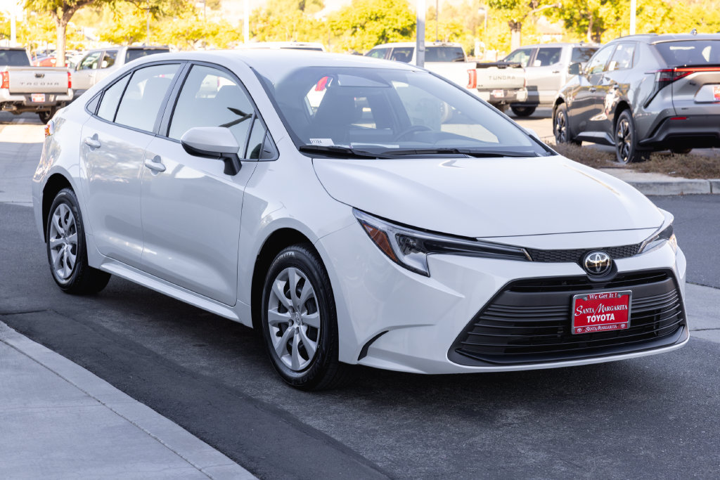 Certified 2026 Toyota Corolla LE FWD image 3