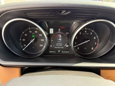 Used 2017 Land Rover Discovery HSE Luxury image 36