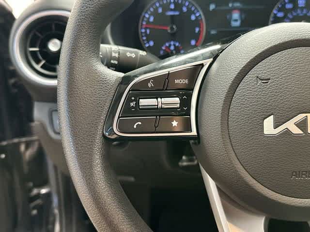 Used 2023 Kia Forte LXS w/ LXS Technology Package FWD image 8