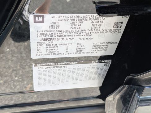 Used 2023 Buick Envision Essence w/ Technology Package I AWD/4WD image 44