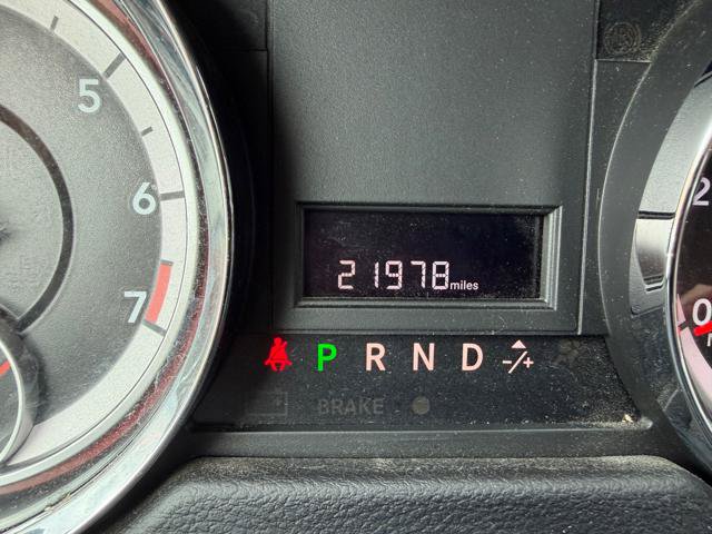 Used 2016 Dodge Grand Caravan SE FWD image 40