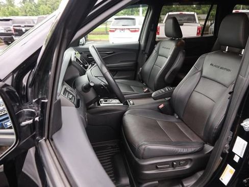 Used 2022 Honda Pilot Black Edition image 10