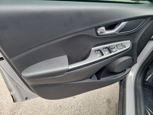 Used 2023 Hyundai Kona SEL w/ Convenience Package FWD image 21