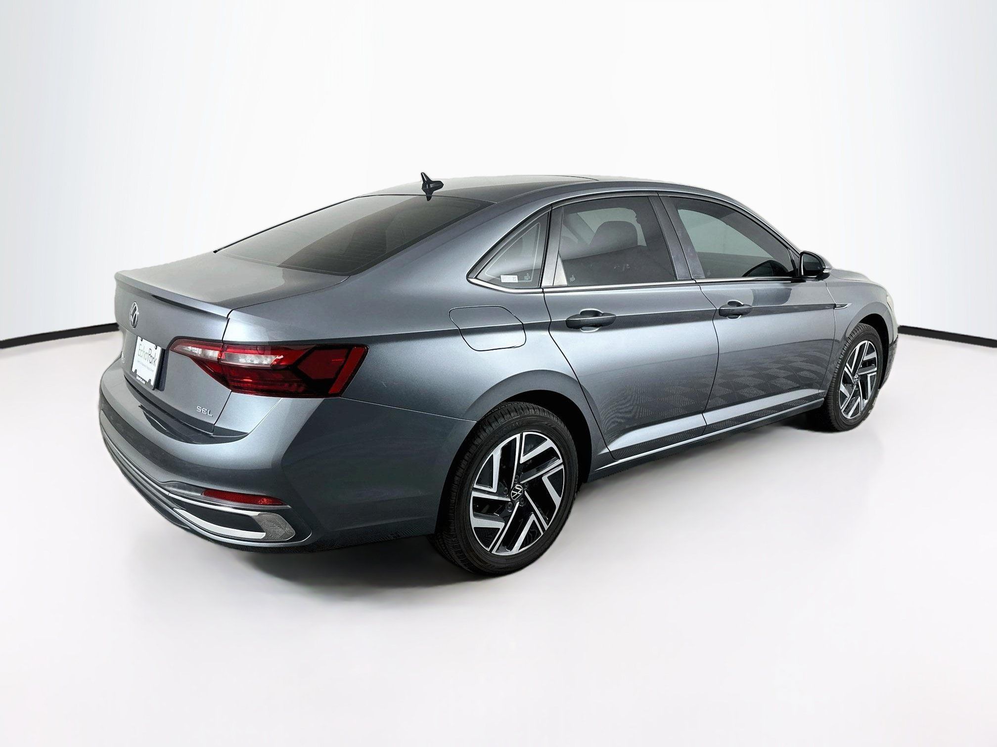 Used 2022 Volkswagen Jetta SEL FWD image 9