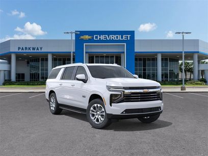 New 2025 Chevrolet Suburban LT w/ Comfort Package