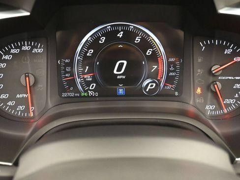 Used 2016 Chevrolet Corvette Stingray Convertible RWD image 14