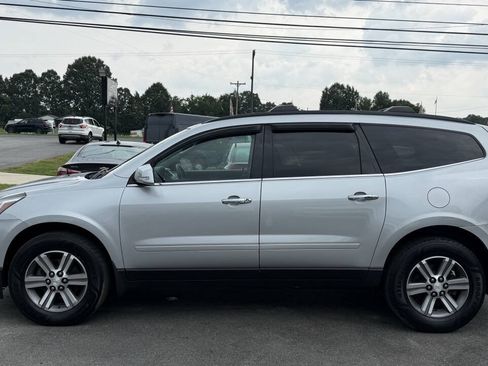 Used 2016 Chevrolet Traverse LT AWD/4WD image 4