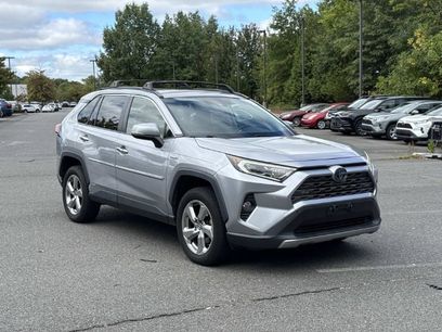 Used 2019 Toyota RAV4 Limited w/ Carpet Mat Package